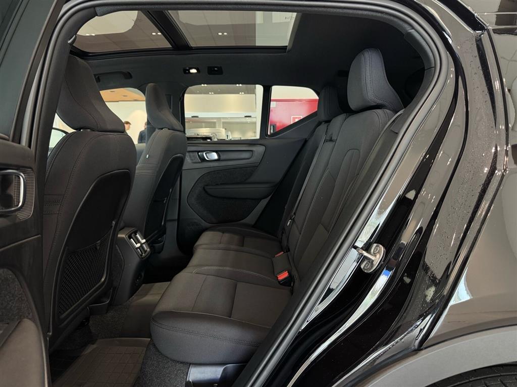 Volvo EX40 Black Edition billede 11