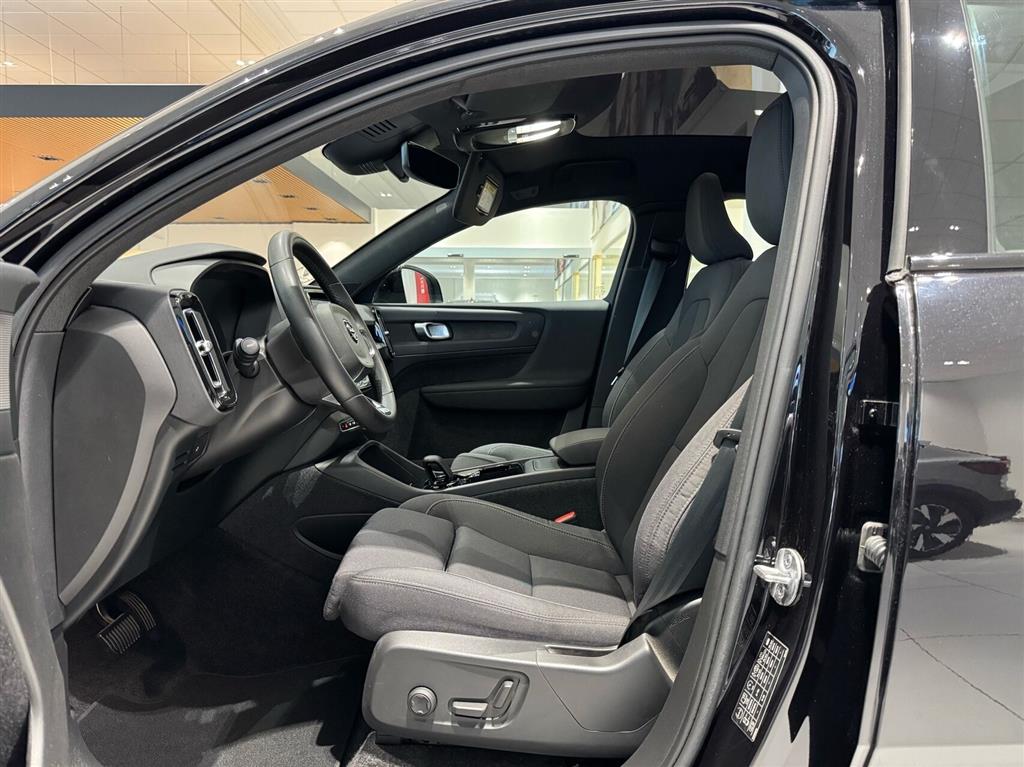 Volvo EC40 Black Edition billede 6