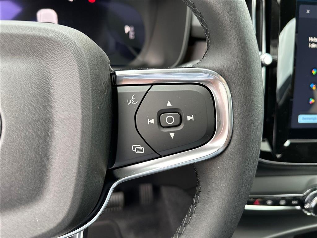 Volvo EX40 Black Edition billede 20