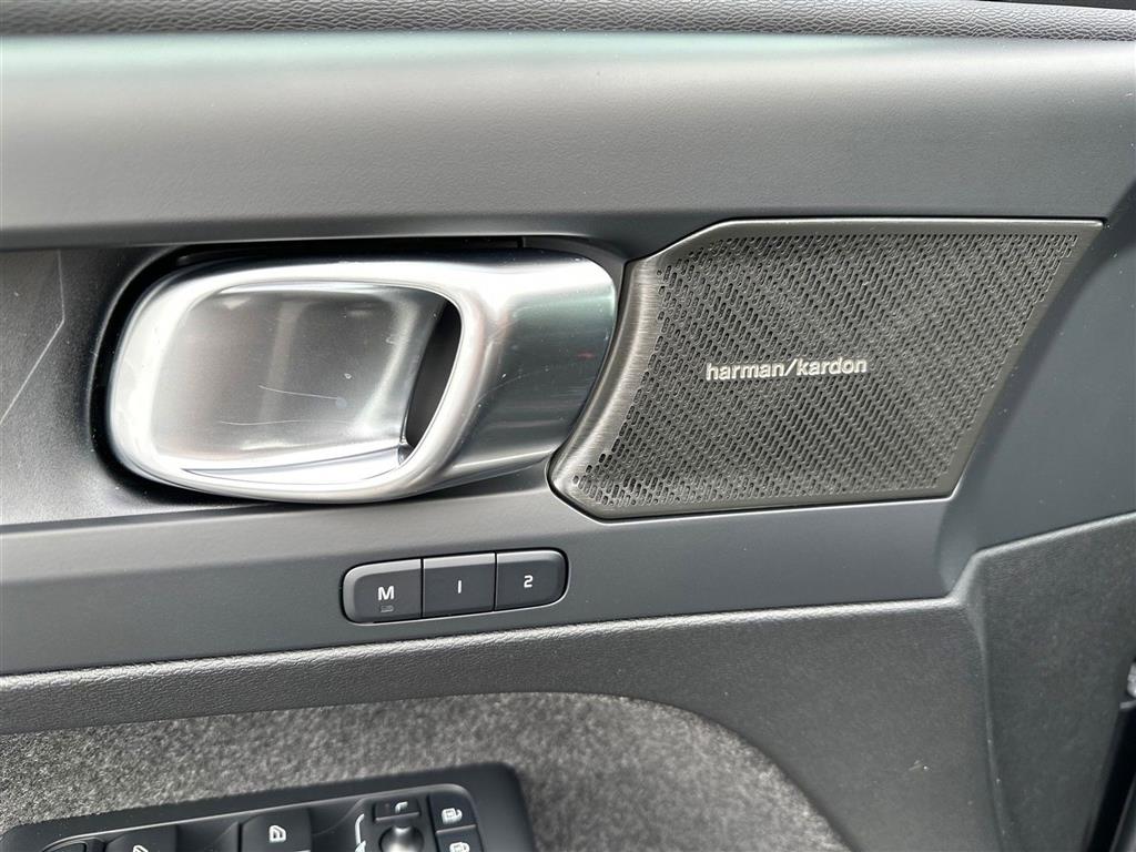 Volvo EX40 Black Edition billede 25