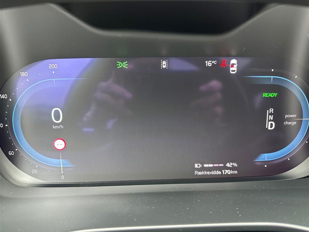 Volvo EX40 Black Edition billede 15