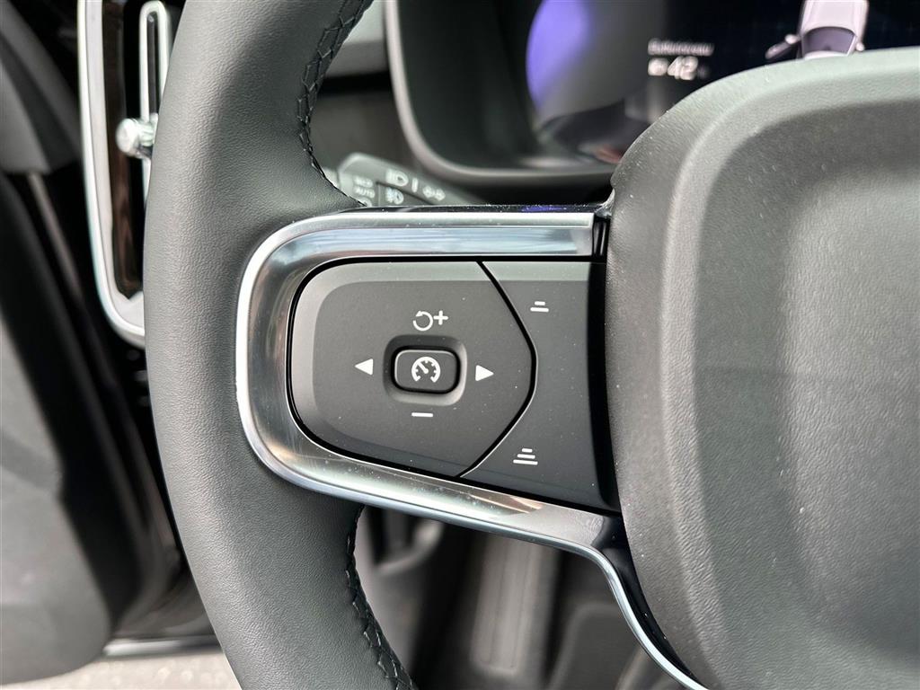 Volvo EX40 Black Edition billede 19