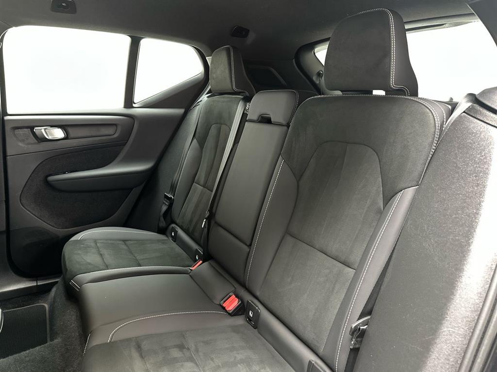 Volvo EX40 Black Edition billede 7