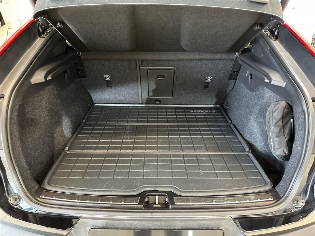 Volvo EC40 Black Edition billede 14