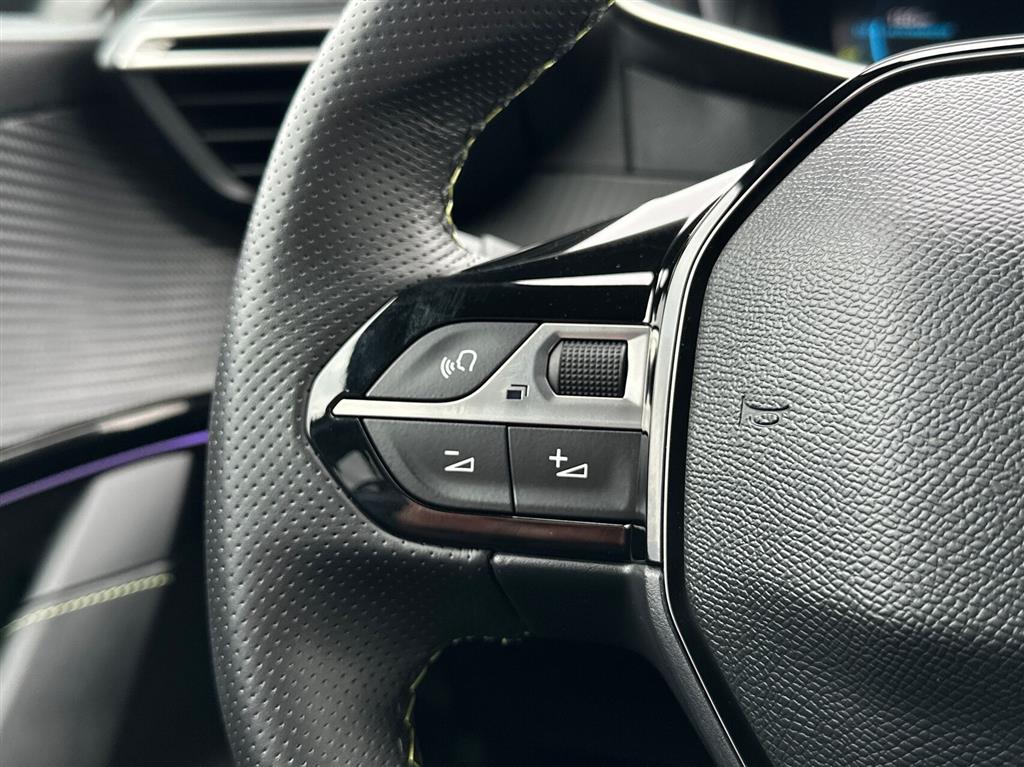 Peugeot e-208 GT billede 14