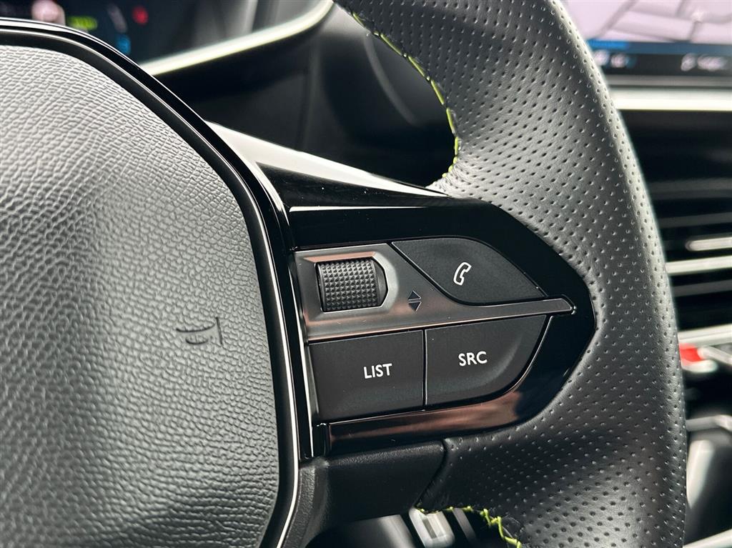 Peugeot e-208 GT billede 15