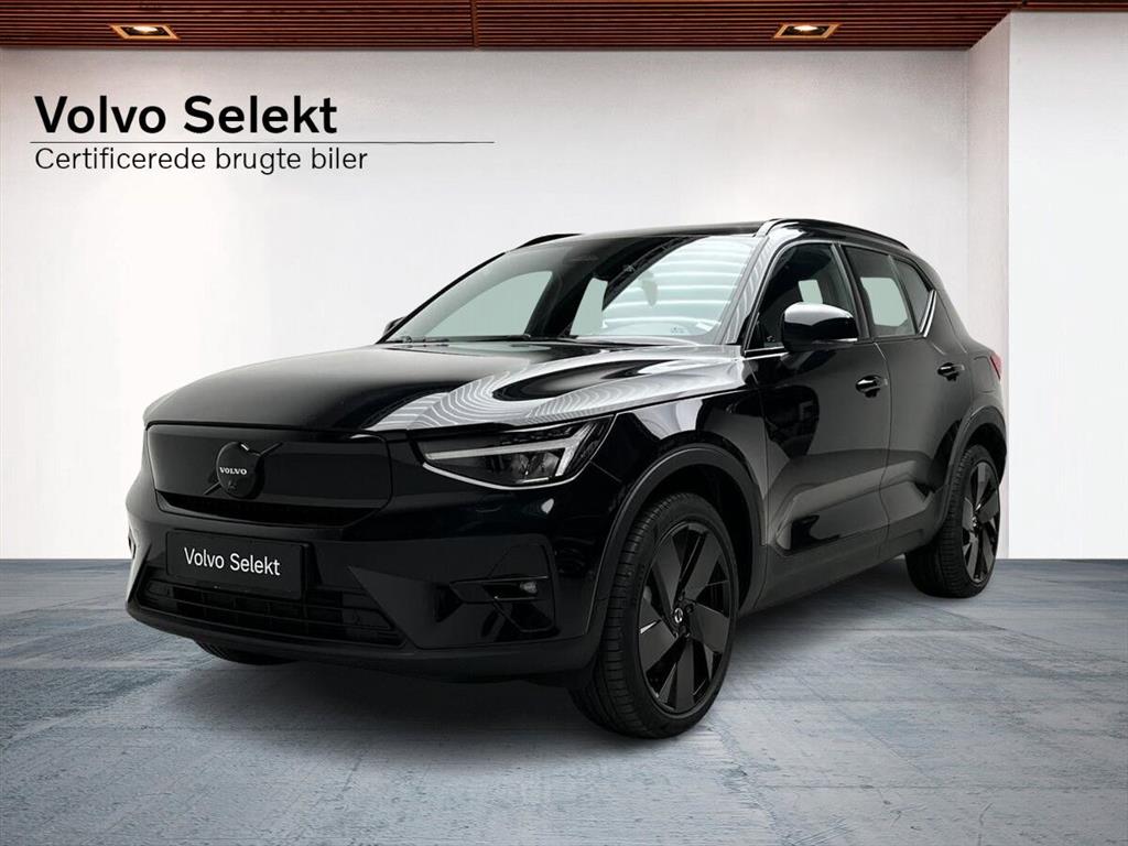 Volvo EX40 Black Edition
