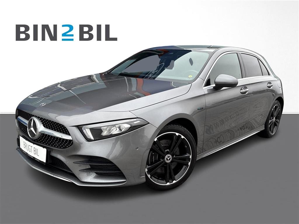 Mercedes-Benz A250 e AMG Line