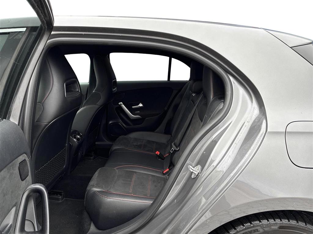 Mercedes-Benz A250 e AMG Line billede 10