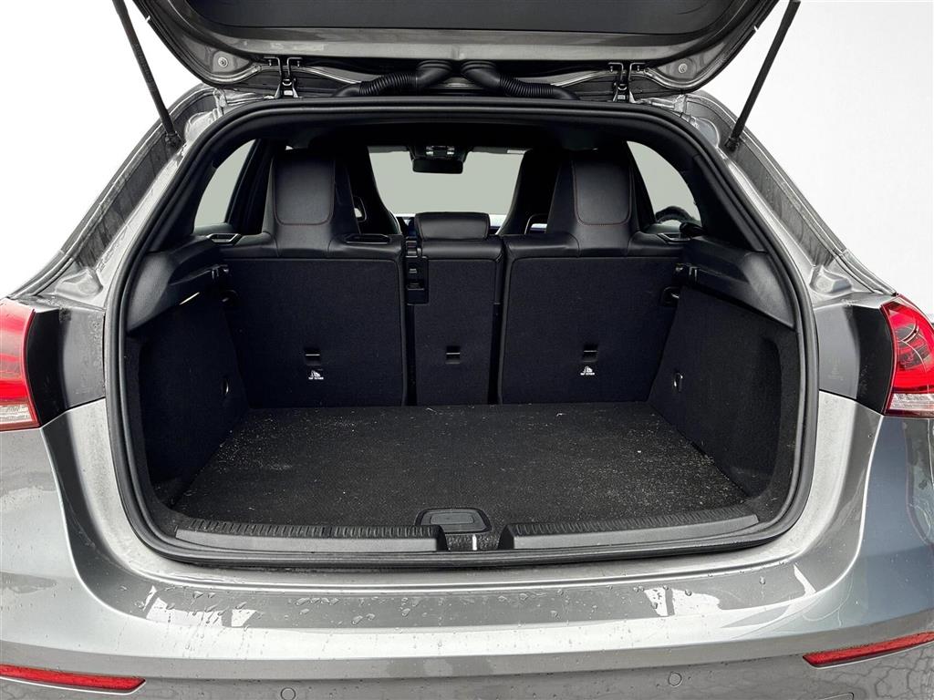 Mercedes-Benz A250 e AMG Line billede 11