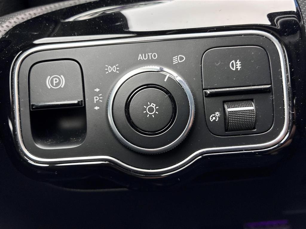 Mercedes-Benz A250 e AMG Line billede 21