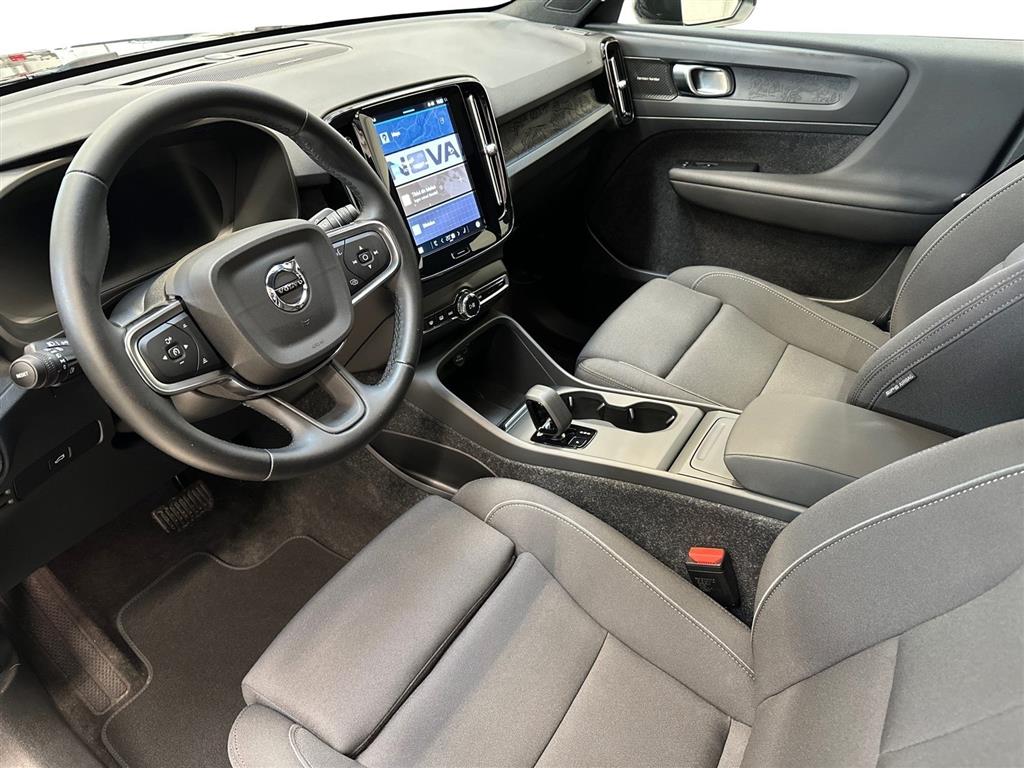 Volvo EC40 Black Edition billede 8