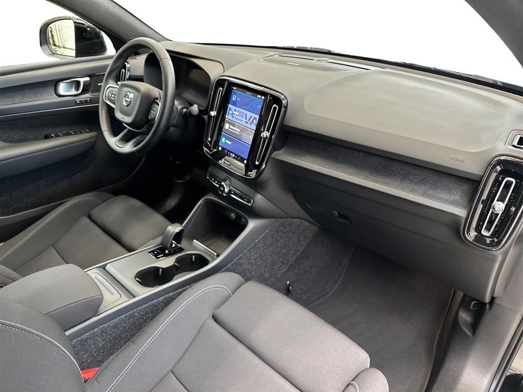 Volvo EC40 Black Edition billede 11