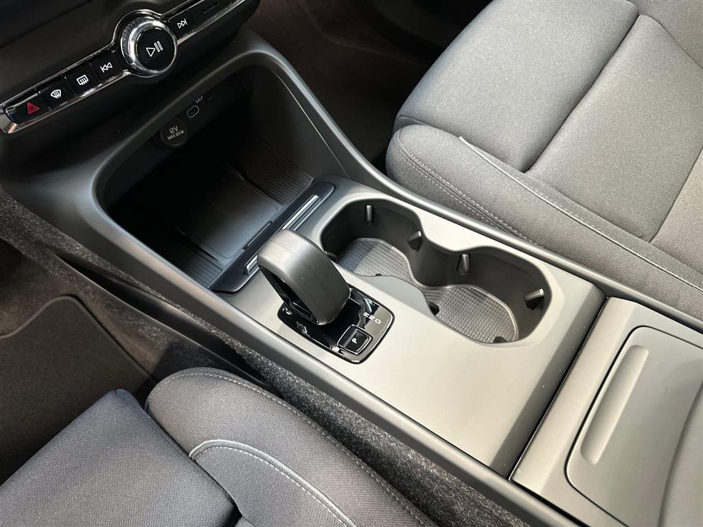 Volvo EC40 Black Edition billede 17