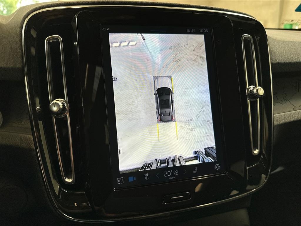 Volvo EC40 Black Edition billede 21