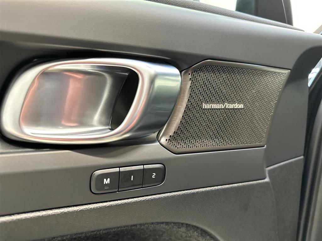 Volvo EC40 Black Edition billede 22