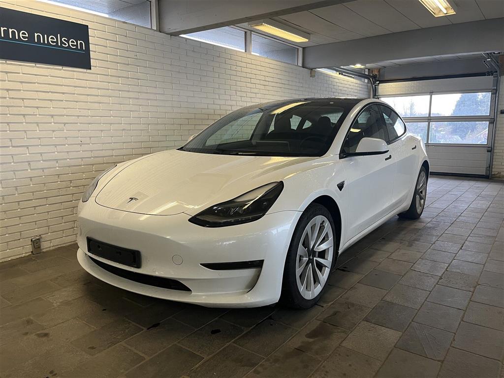 Tesla Model 3 Long Range