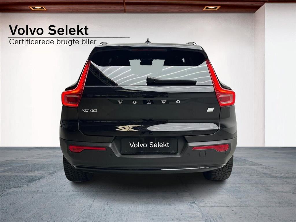 Volvo XC40 Plus billede 8