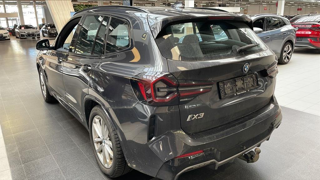 BMW iX3 M-Sport Charged billede 2