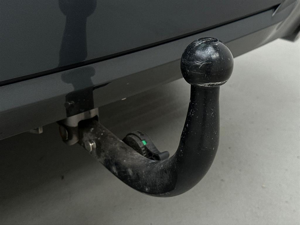 BMW 330e M-Sport billede 19