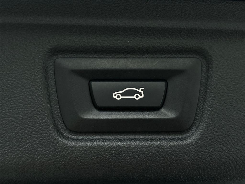 BMW 330e M-Sport billede 20