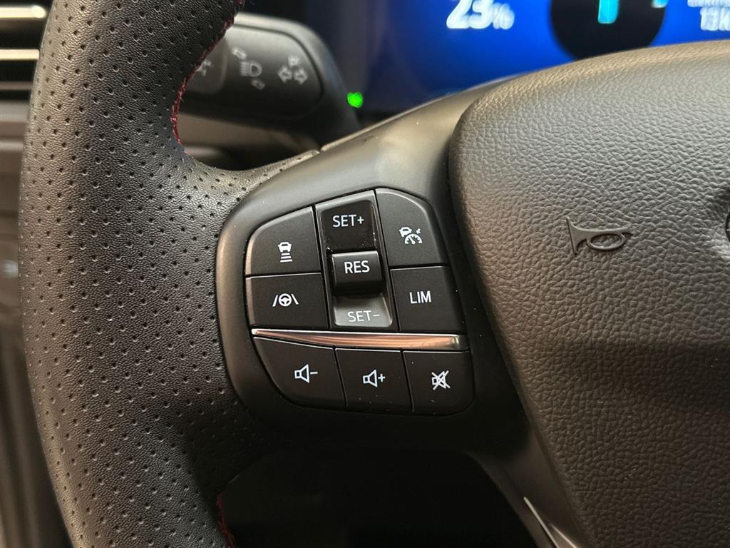 Ford Kuga ST-Line billede 17