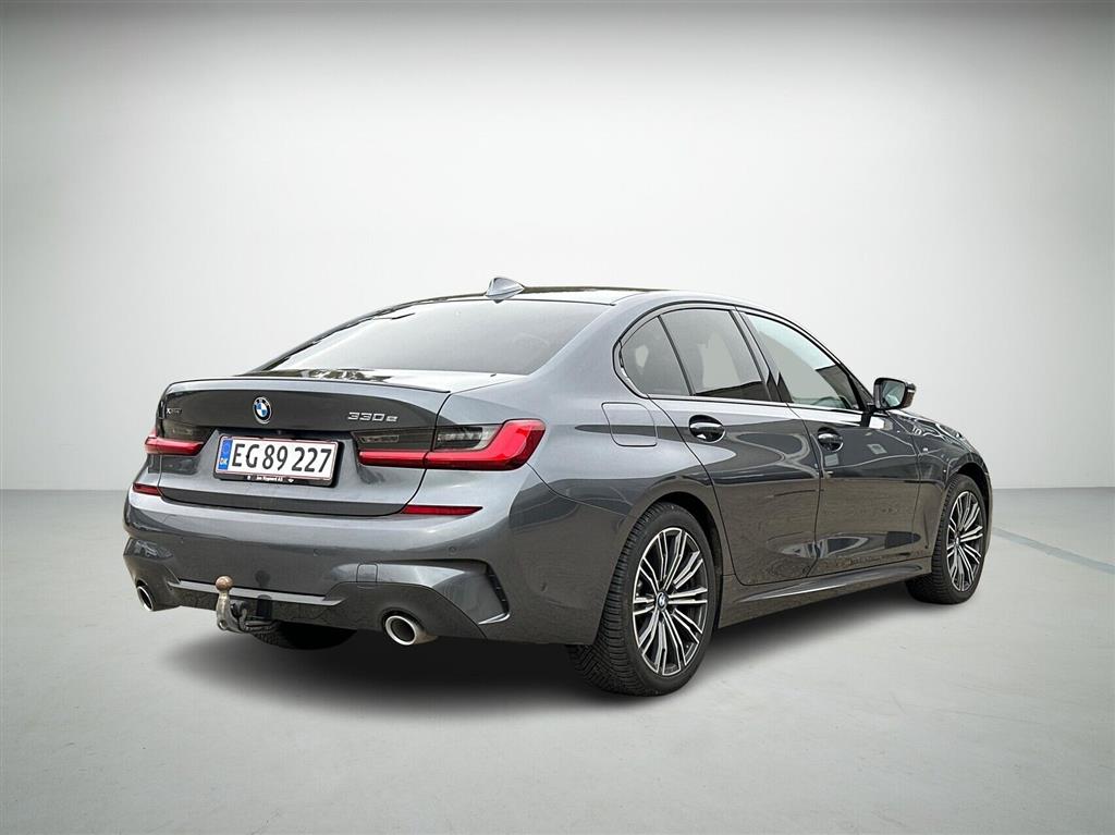 BMW 330e M-Sport billede 2