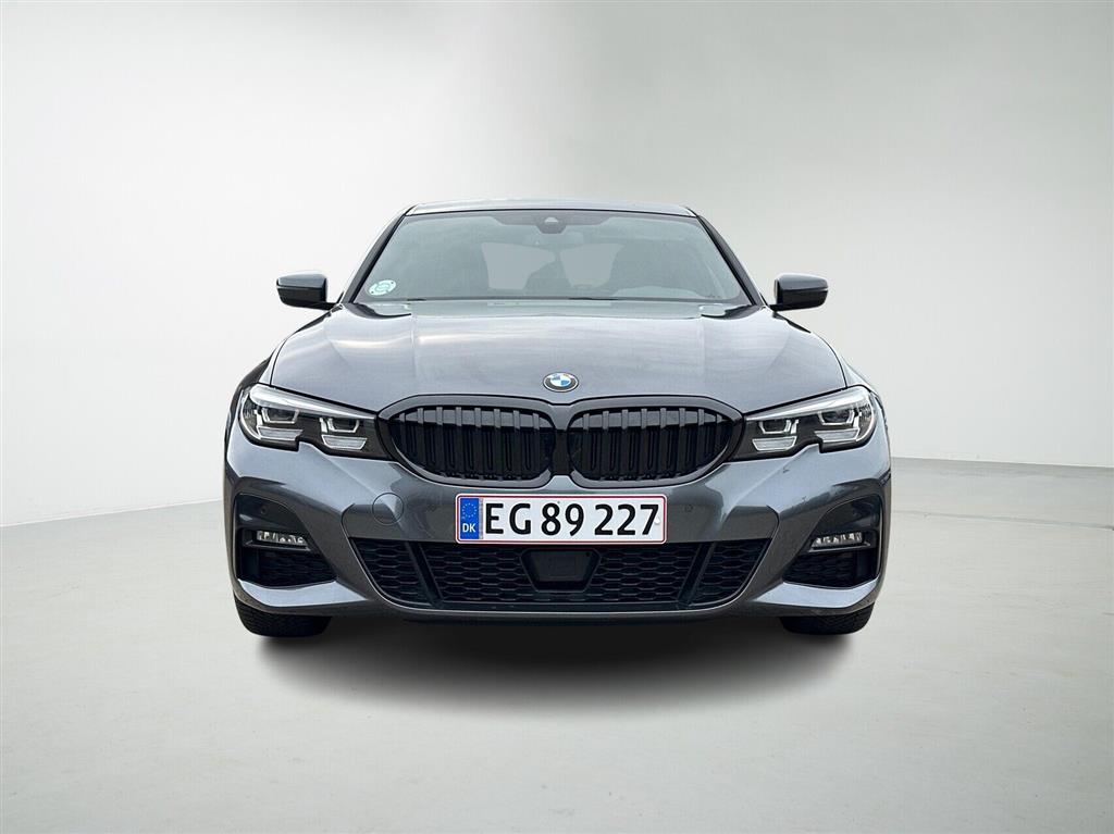 BMW 330e M-Sport billede 6