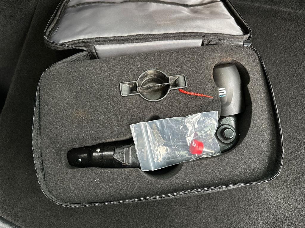 generic.car generic.image 3