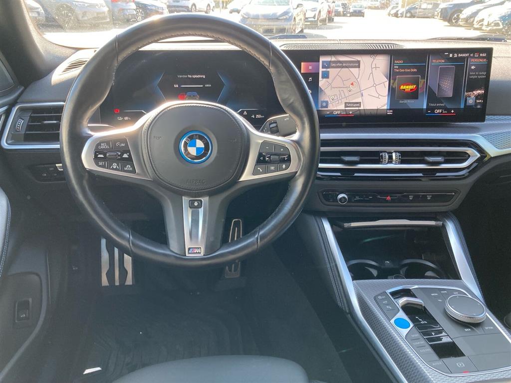 BMW i4 Fully Charged M-Sport billede 6