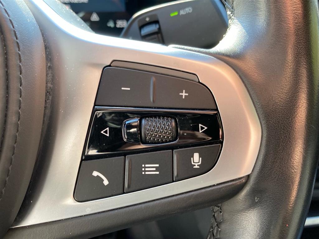 BMW i4 Fully Charged M-Sport billede 10