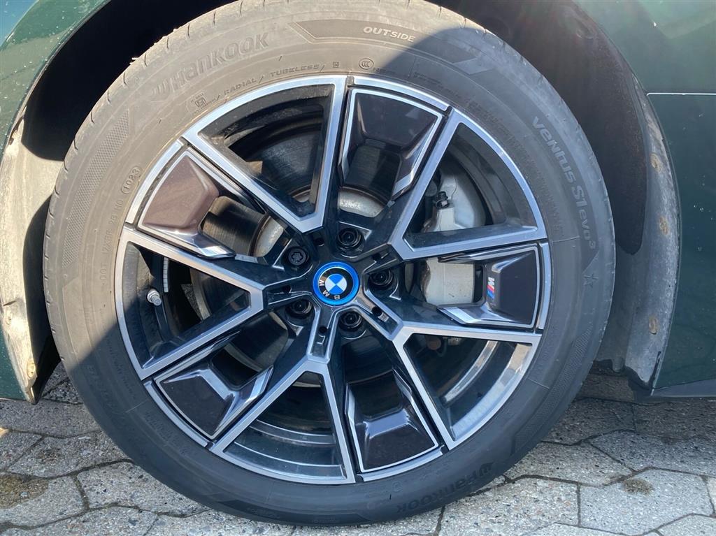 BMW i4 Fully Charged M-Sport billede 21