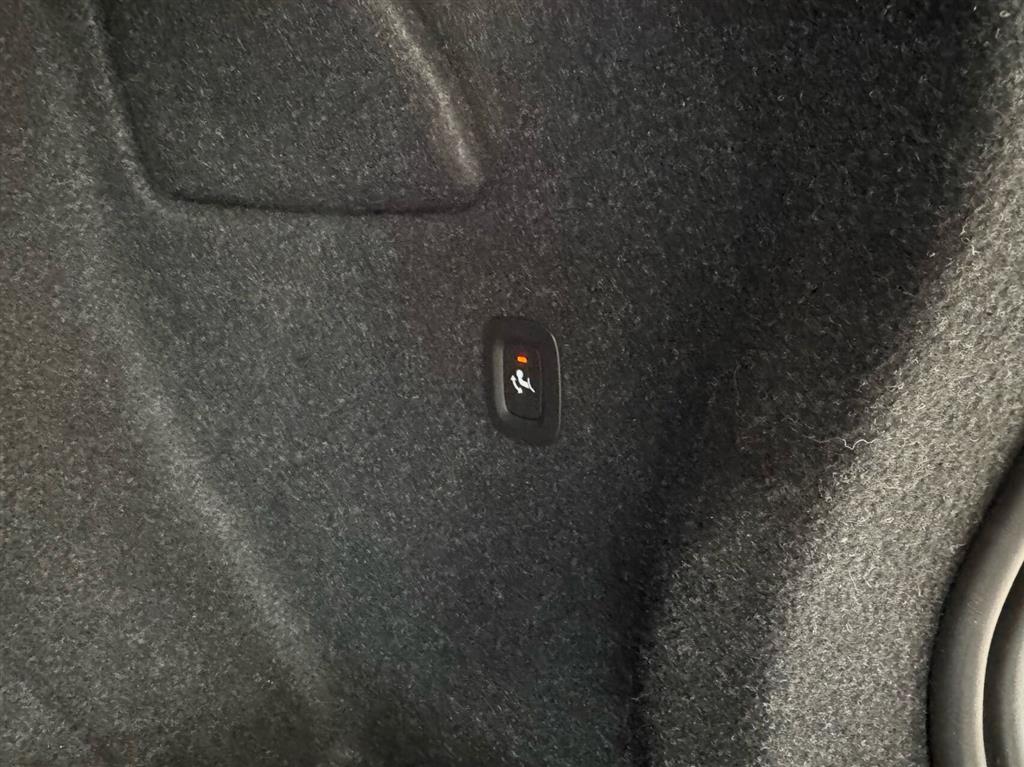 Volvo XC40 Plus billede 11