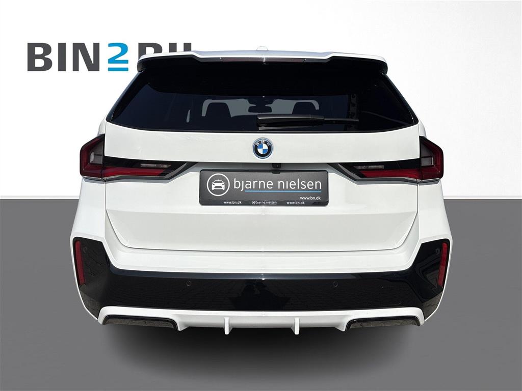 BMW iX1 Fully Charged generic.image 10