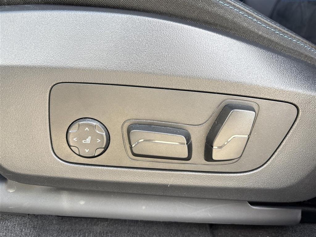 BMW iX1 Fully Charged generic.image 11