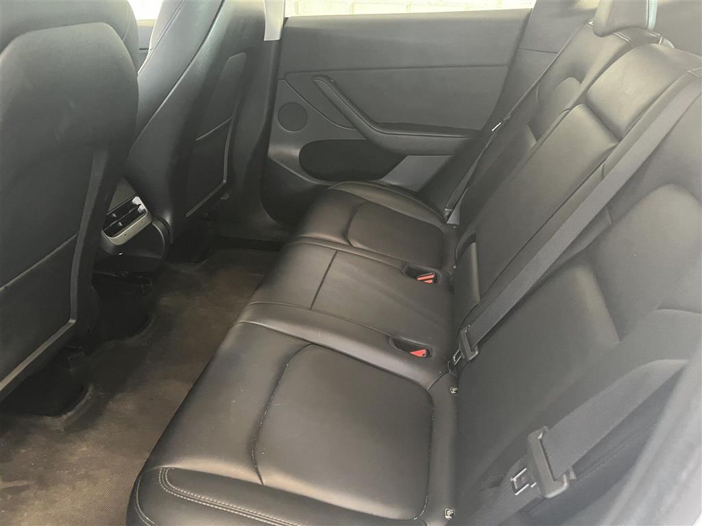 Tesla Model Y Long Range billede 9