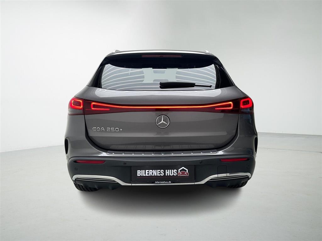 Mercedes-Benz EQA 250+ AMG Line billede 8