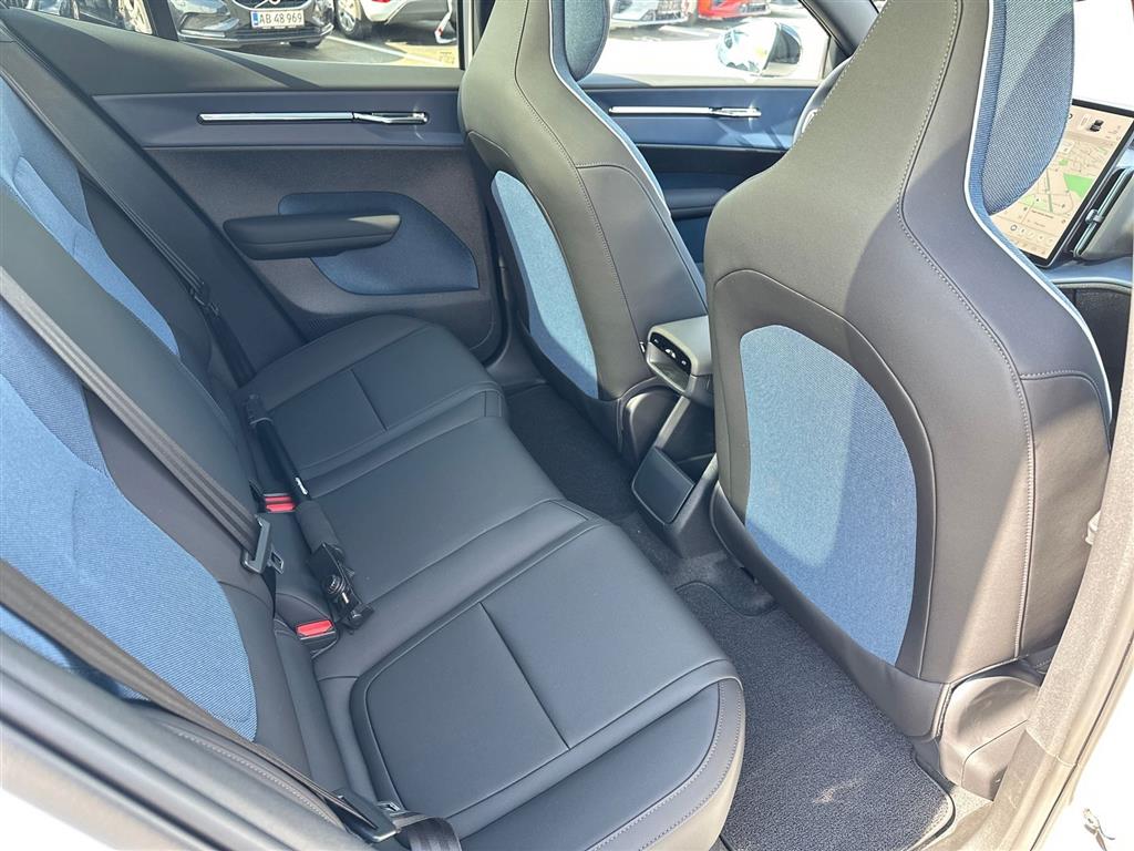 Volvo EX30 Ultra billede 13