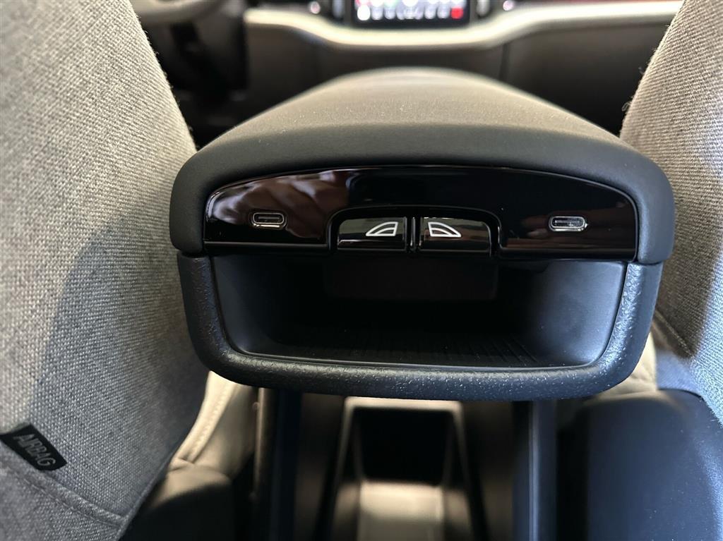 Volvo EX30 Ultra billede 23