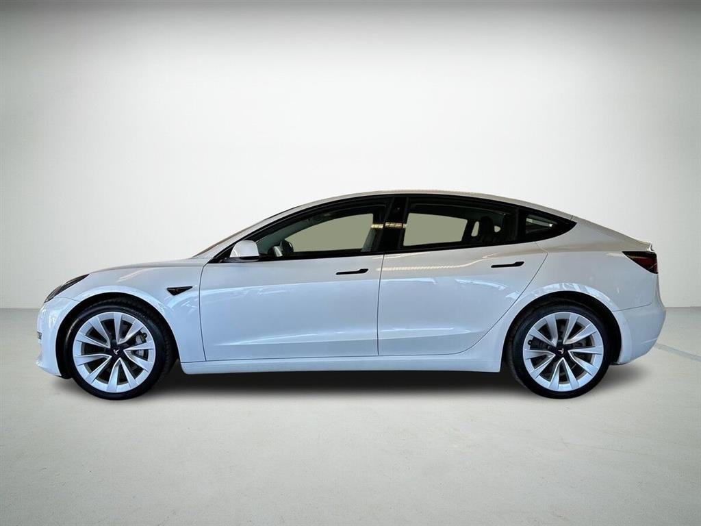 Tesla Model 3 Long Range generic.image 6
