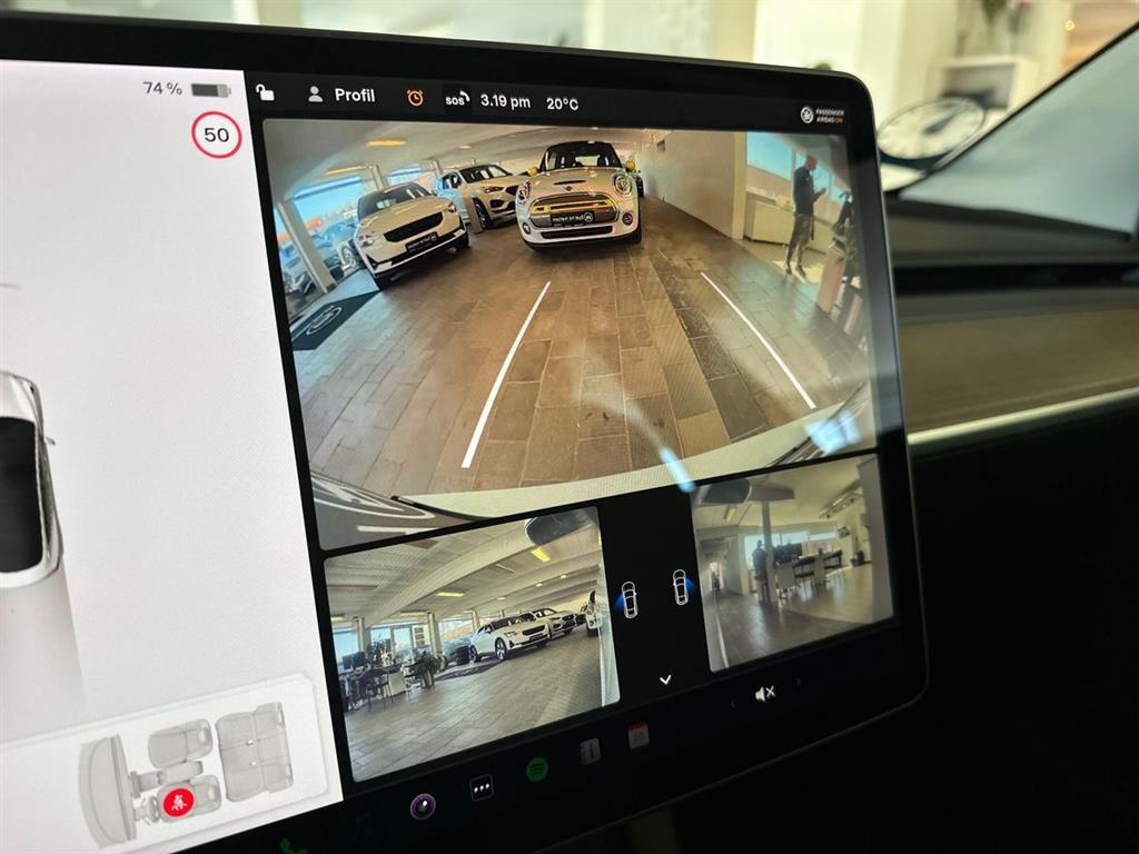 Tesla Model 3 Long Range generic.image 13