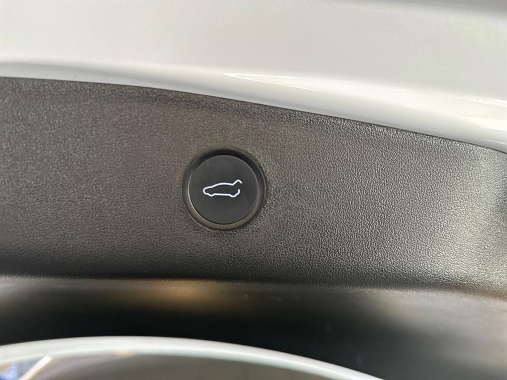 Tesla Model 3 Long Range generic.image 19