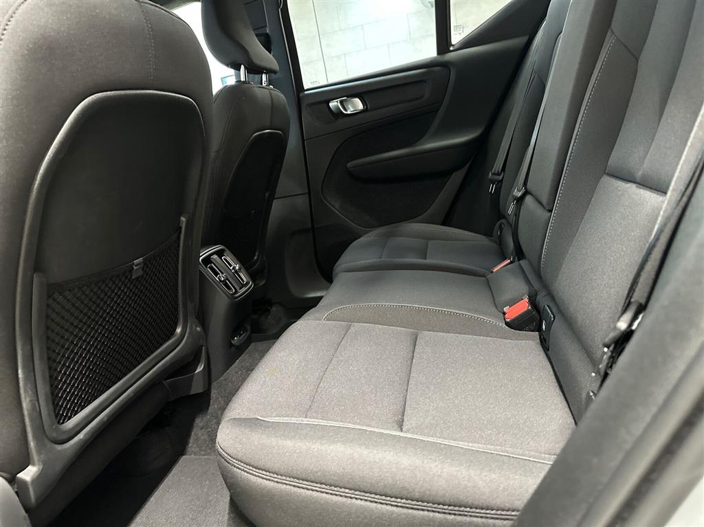 Volvo EX40 Core billede 7