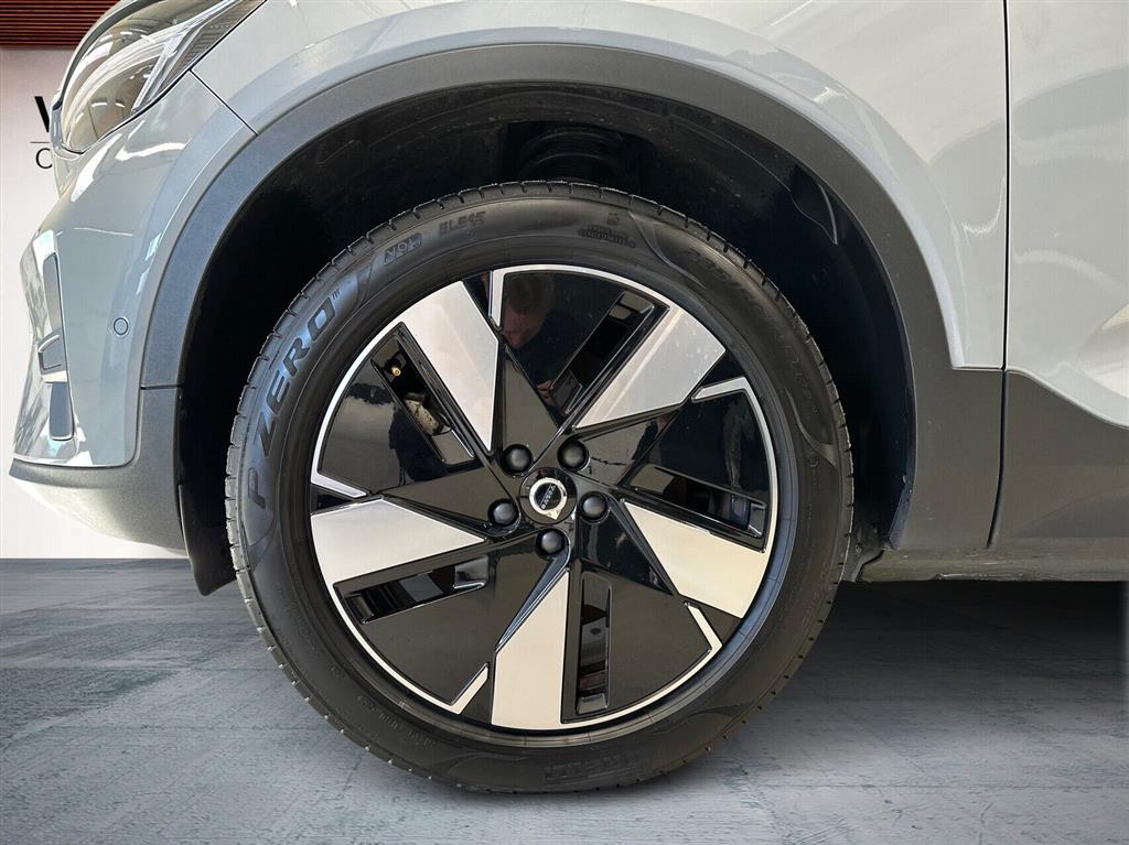 Volvo EX40 Core billede 10