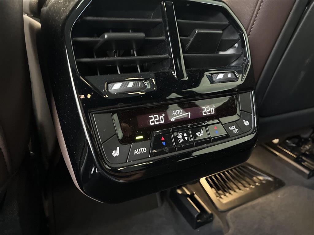 BMW iX Fully Charged billede 16