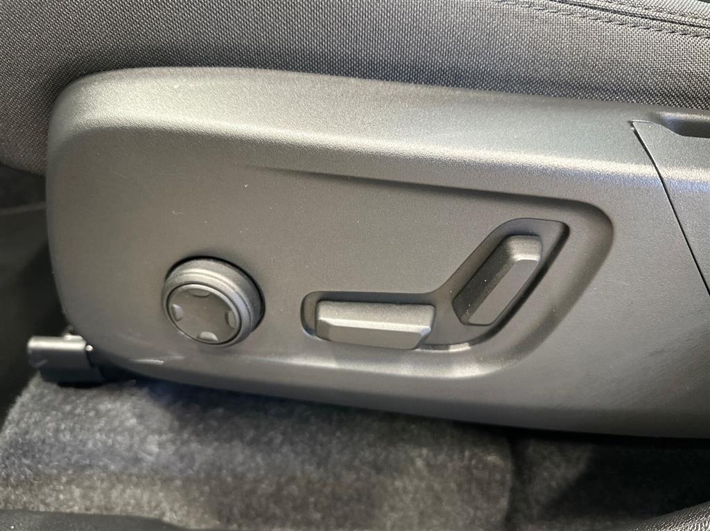 Volvo EX40 Black Edition billede 24