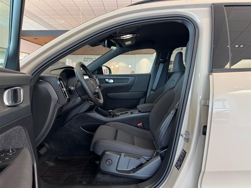 Volvo EX40 Core billede 6