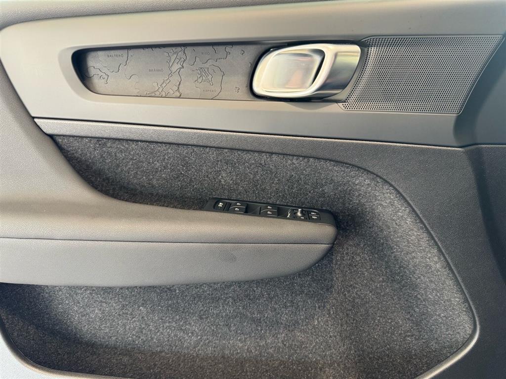 Volvo EX40 Core billede 13