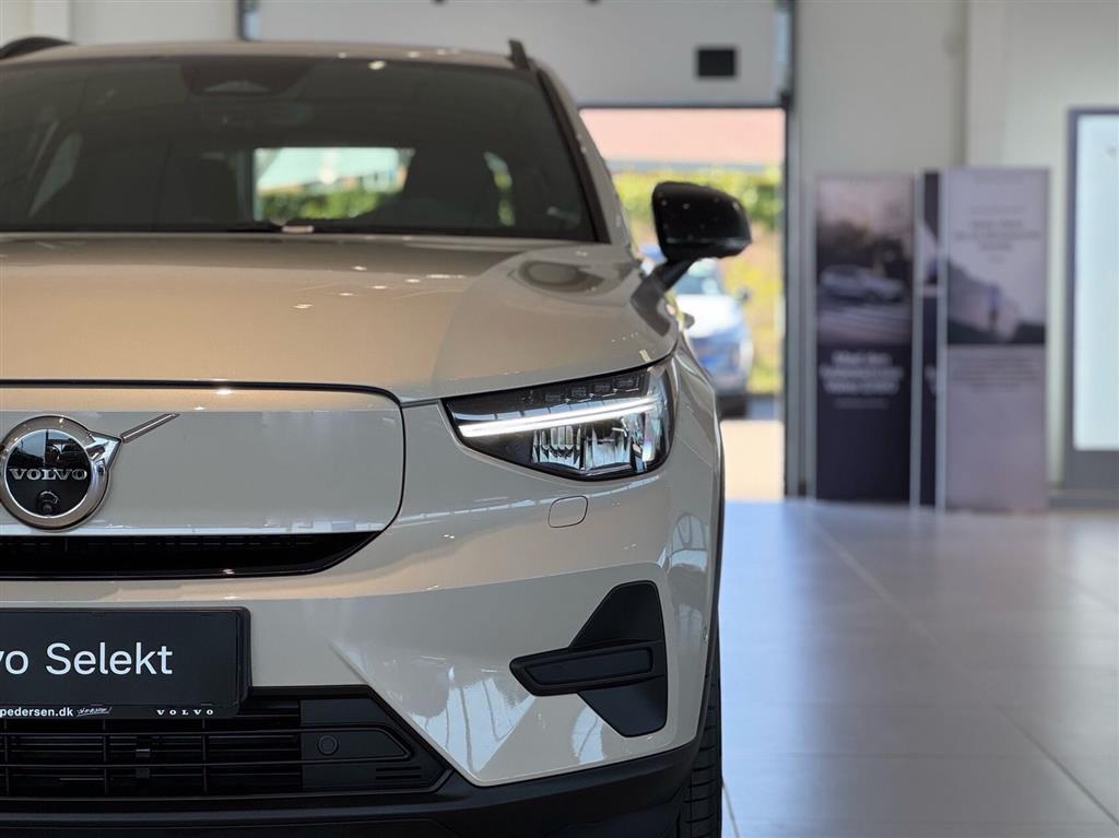 Volvo EX40 Core billede 23