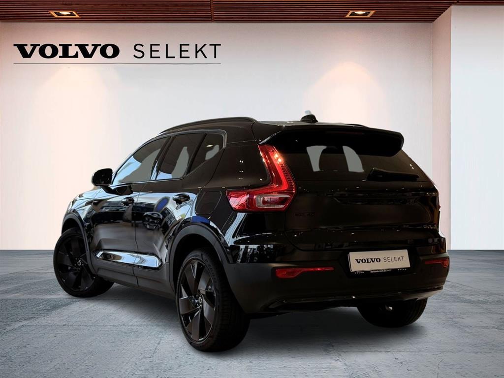 Volvo EX40 Black Edition billede 2
